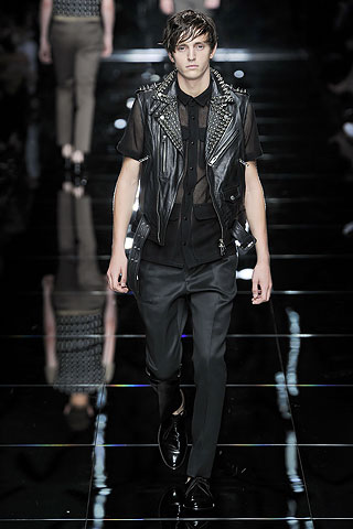 Burberry Prorsum / - 2011